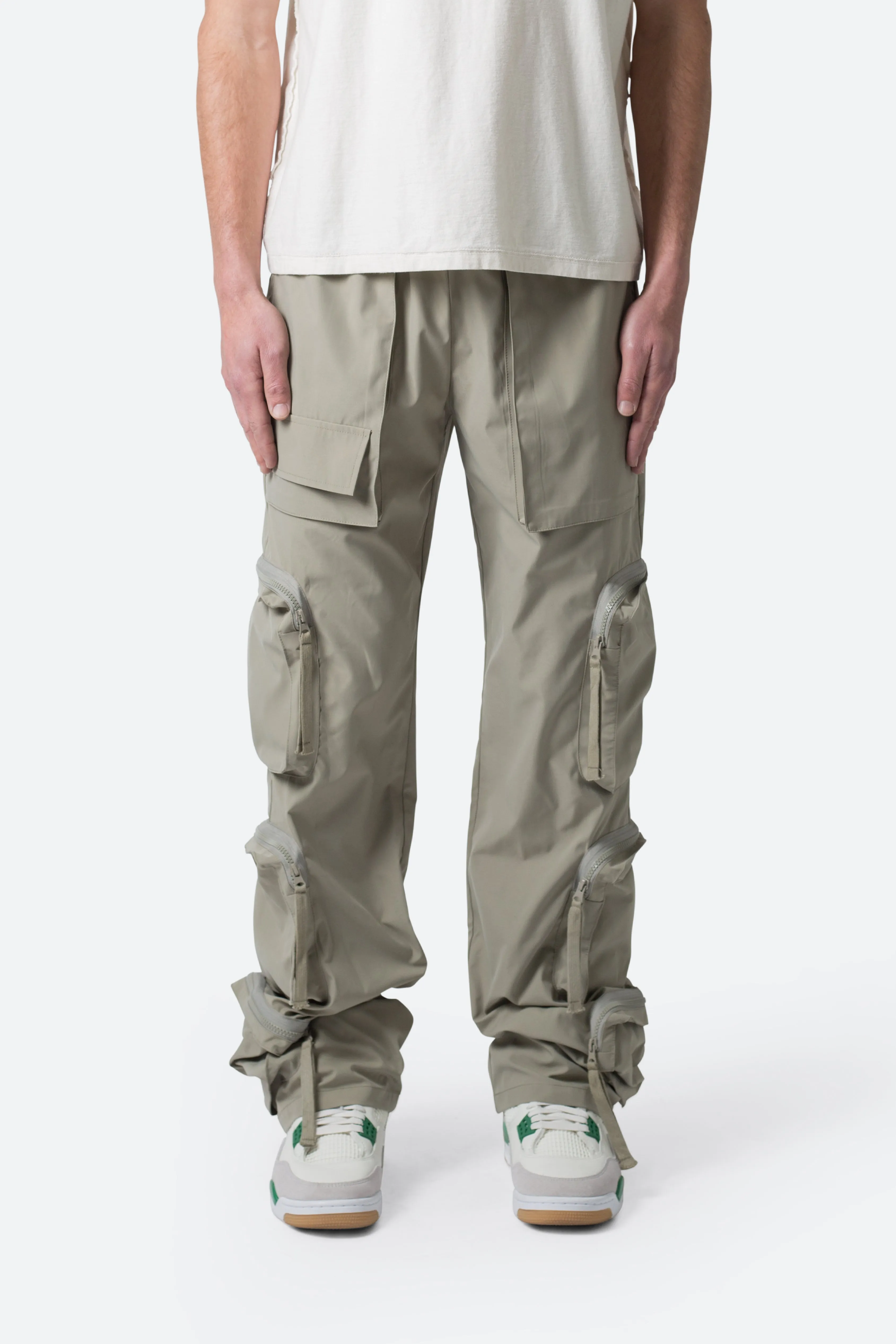 Multi Pocket Drawcord Pants - Olive