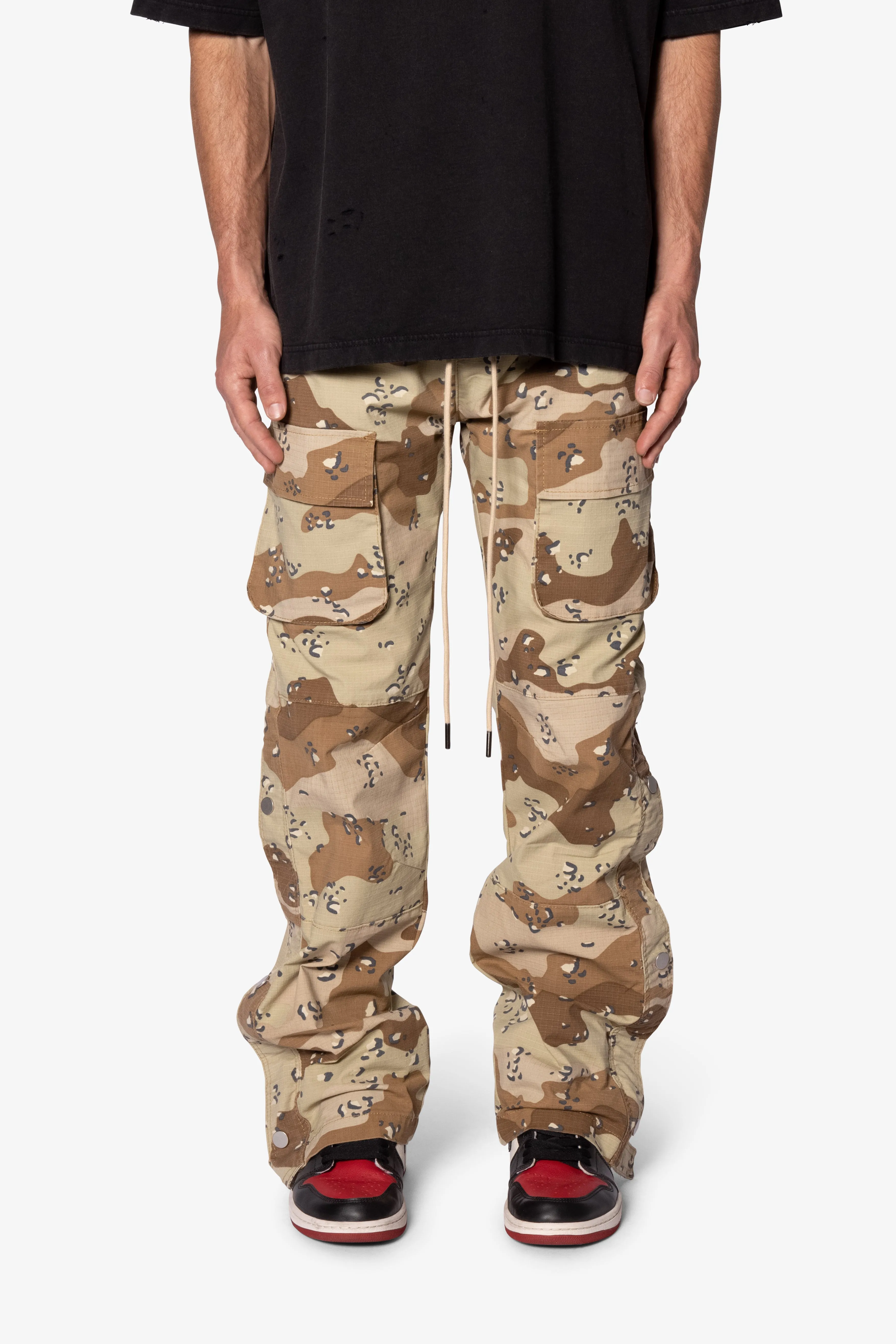 Snap Front Cargo Pants - Desert Camo