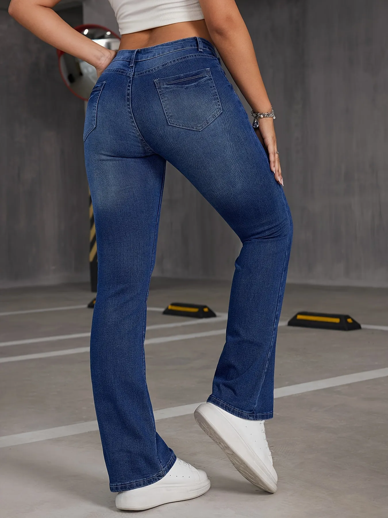 Stretchy Bootcut Jeans with Slant Pockets in Washed Blue